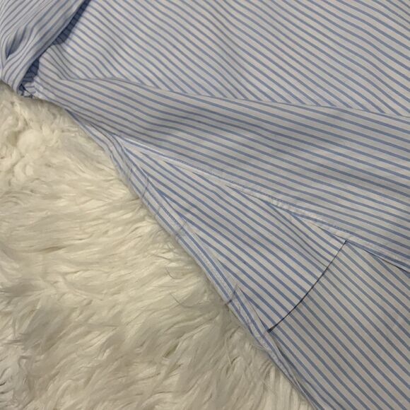 🟢3 items for $20—WHO WHAT WEAR striped top button front high neckline hi-lo hem - Picture 10 of 12